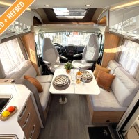 Adria Matrix Plus 670 DC uit 2022 Foto #2