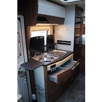 Hymer BMC-T 580 Automaat | Levelsysteem | BR systeem | Zonnepanelen | Omvormer | Dakairco | SLC chassis | HEO safe sloten | Buitendouche | Foto #48