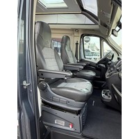 Adria Twin Supreme 640 SGX Zonnepaneel Trekaak Skyroof Luifel Foto #26