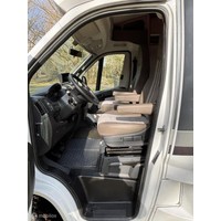 Knaus Sky Ti 700 MEG Fiat 2.3 130pk Euro 5 | Enkele-bedden | Aparte Douche/ wc | Garage | Fietsendrager | 85dkm | TOPSTAAT Foto #9