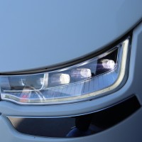 Carthago C-Tourer I 150 QB 170pk Automaat | Zo goed als nieuw | Queensbed | Gescheiden douche | Dubbele bodem | Hefbed | Luxe | LED koplampen | Foto #19