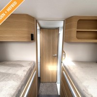 Adria Matrix Plus 670 DL uit 2021 Foto #4