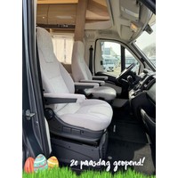 Rapido 696F Automaat Queensbed Levelsysteem Litium Zonnepanelen Omvormer Foto #33