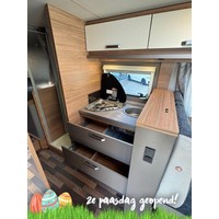 Weinsberg 700MEG CaraCore 9T-Automaat Enkele Bedden Hefbed Luifel Fietsenrek Foto #13