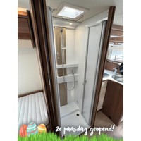 Lmc I735 Explorer Automaat Enkele Bedden Hefbed Zonnepaneel Foto #19