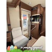 Lmc I735 Explorer Automaat Enkele Bedden Hefbed Zonnepaneel Foto #24