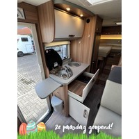 Weinsberg 600 MEG CaraCompact Enkele Bedden Luifel 2X Airco Foto #12