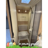 Eura mobil 675 SB Profila **** 9-Traps Automaat Luifel Lift-Fietsenrek Luchtvering Foto #18