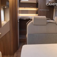 Carado T448 Pro+ 140pk Fiat | 1e Eigenaar | Origneel NL | Lengtebedden | Hefbed | Ruime indeling | Bearlock | Lift Fietsendrager | Foto #9