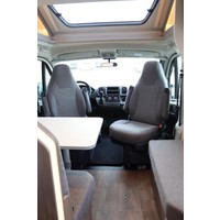 Carado T448 140pk Automaat | Pro + pakket | Hefbed | Nieuw uit voorraad leverbaar | Luifel | Lengtebedden | Grote garage | Panoramaraam boven cabine | Foto #7