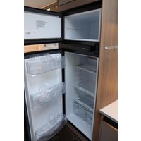 Carado T448 140pk Automaat | Pro + pakket | Hefbed | Nieuw uit voorraad leverbaar | Luifel | Lengtebedden | Grote garage | Panoramaraam boven cabine | Foto #13