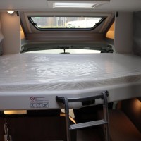 Carado T448 140pk Automaat | Pro + pakket | Hefbed | Nieuw uit voorraad leverbaar | Luifel | Lengtebedden | Grote garage | Panoramaraam boven cabine | Foto #19