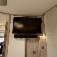 Rapido 696F Automaat Queensbed Levelsysteem Litium Zonnepanelen Omvormer Foto #28