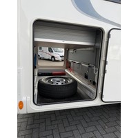 Rapido 696F Automaat Queensbed Levelsysteem Litium Zonnepanelen Omvormer Foto #30