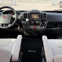 Rapido 696F Automaat Queensbed Levelsysteem Litium Zonnepanelen Omvormer Foto #34