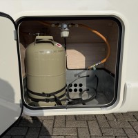 Rapido 696F Automaat Queensbed Levelsysteem Litium Zonnepanelen Omvormer Foto #45