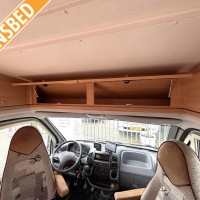 Bürstner T 585 uit 2004 Foto #17