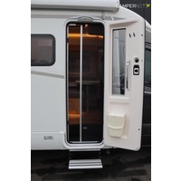 Hymer BMC-T 580 | 170pk Automaat | Lithium accu | Dubbele bodem | LED koplampen | Centrale deurvergrendeling opbouw | Lengtebedden | Abus extra slot | Foto #4
