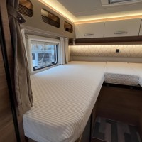 Weinsberg 640 MEG Pepper Edition 170PK Automaat Enkele Bedden Schotel Luifel Foto #15