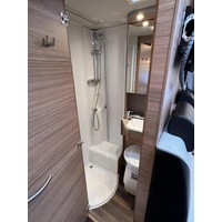 Weinsberg 640 MEG Pepper Edition 170PK Automaat Enkele Bedden Schotel Luifel Foto #18