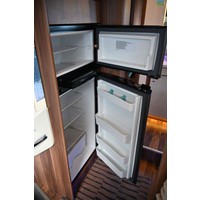 Roller Team Zefiro 266 TL Queensbed|Hefbed|Zonnepaneel etc. Foto #15