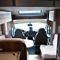 Roller Team Zefiro 266 TL Queensbed|Hefbed|Zonnepaneel etc. Foto #29