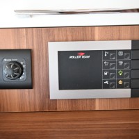 Roller Team Zefiro 266 TL Queensbed|Hefbed|Zonnepaneel etc. Foto #32