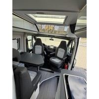Adria Twin Supreme 640 SGX Zonnepaneel Trekaak Skyroof Luifel Foto #13