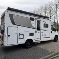 Bürstner 680 TD Harmony Line 9T-Automaat Hefbed Luifel Zonnepaneel Luchtvering Trekhaak Foto #32