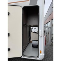 Bürstner 680 TD Harmony Line 9T-Automaat Hefbed Luifel Zonnepaneel Luchtvering Trekhaak Foto #13