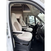 Bürstner 680 TD Harmony Line 9T-Automaat Hefbed Luifel Zonnepaneel Luchtvering Trekhaak Foto #17