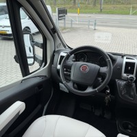 Bürstner 680 TD Harmony Line 9T-Automaat Hefbed Luifel Zonnepaneel Luchtvering Trekhaak Foto #19