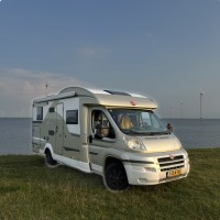 Burstner campers BUT674 uit 2010 Foto #1