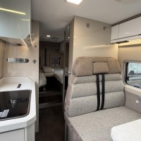 Karmann  Davis 620 Lifestyle 9T-Automaat Enkele Bedden 2X Airco Skyroof Foto #10