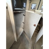 Karmann  Davis 620 Lifestyle 9T-Automaat Enkele Bedden 2X Airco Skyroof Foto #33