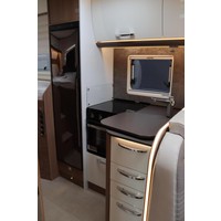 Bürstner Lyseo Harmony Line 140pk Automaat | Lengtebedden | Oven | Luchtvering | Luifel | Grote garage | Zonnepaneel | Construct slot | Trekhaak | Foto #35