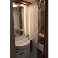 Bürstner Lyseo Harmony Line 140pk Automaat | Lengtebedden | Oven | Luchtvering | Luifel | Grote garage | Zonnepaneel | Construct slot | Trekhaak | Foto #2