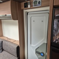 Knaus campers R16 Sky Ti 650 MF Silver Selection uit 2016 Foto #29