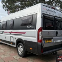 Adria TWIN SLX Automaat van de eerste eigenaar Foto #2