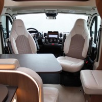 Bürstner Lyseo Harmony Line 140pk Automaat | Lengtebedden | Oven | Luchtvering | Luifel | Grote garage | Zonnepaneel | Construct slot | Trekhaak | Foto #7