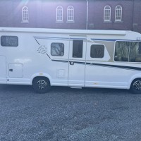 Knaus R12 700 MEG Live 3300Km. Nieuwstaat, zeer compleet Foto #19