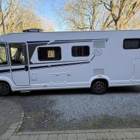 Knaus R12 700 MEG Live 3300Km. Nieuwstaat, zeer compleet Foto #22