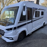 Knaus R12 700 MEG Live 3300Km. Nieuwstaat, zeer compleet Foto #23