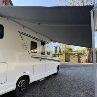Knaus R12 700 MEG Live 3300Km. Nieuwstaat, zeer compleet Foto #36