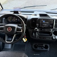 Knaus R12 700 MEG Live 3300Km. Nieuwstaat, zeer compleet Foto #8