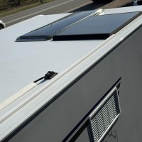 Knaus R12 700 MEG Live 3300Km. Nieuwstaat, zeer compleet Foto #14