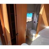 Knaus R06.. 2005 fransbed Foto #8