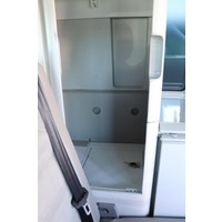 Volkswagen California T6 2.0 TDI 204pk DSG Automaat | Luifel | Bearlock | 5e zitplaats | Fietsendrager | Hefdak | Stoelverwarming | Trekhaak | Foto #34