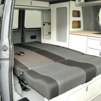 Volkswagen Transporter Buscamper 2.0TDi 102Pk Inbouw nieuw California- look | 4-slaapplaatsen | Slaaphefdak | NIEUWSTAAT Foto #13