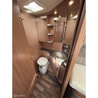 Knaus Sky Ti 700 MEG Fiat 2.3 130pk Euro 5 | Enkele-bedden | Aparte Douche/ wc | Garage | Fietsendrager | 85dkm | TOPSTAAT Foto #9